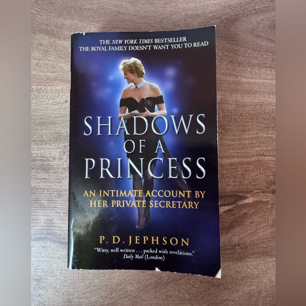 Shadows Of A Princess PB P.D. Jephson (Diana bio) by her private secretary